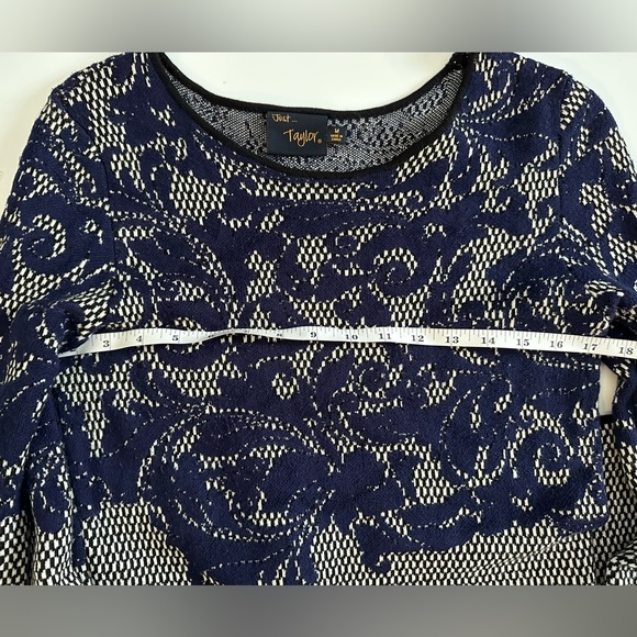 Sweater dress - size Medium - Just Taylor - Picture 5 of 6